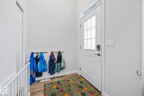 17227 3 Street, Edmonton, AB - Indoor Photo Showing Other Room