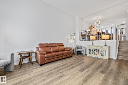 17227 3 Street, Edmonton, AB - Indoor