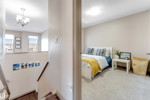 12063 21 Avenue Sw, Edmonton, AB - Indoor