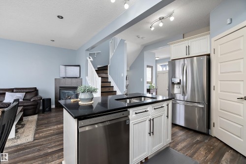 34 Spruce Boulevard, Leduc, AB - Indoor Photo Showing Kitchen With Double Sink With Upgraded Kitchen