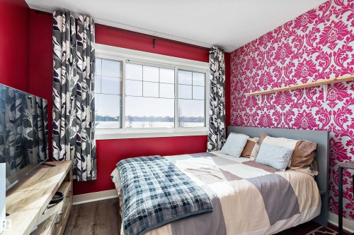 34 Spruce Boulevard, Leduc, AB - Indoor Photo Showing Bedroom