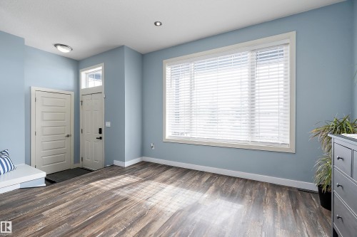 34 Spruce Boulevard, Leduc, AB - Indoor Photo Showing Other Room