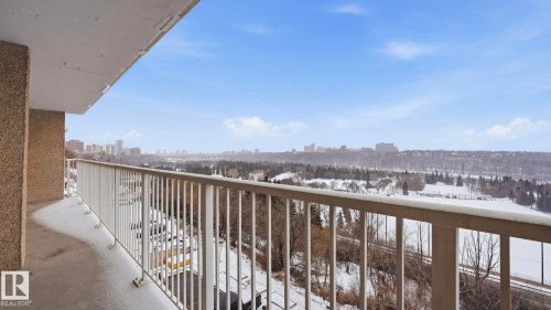406 12121 Jasper Avenue, Edmonton, AB - Outdoor