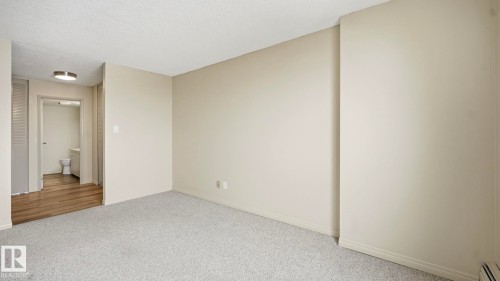 406 12121 Jasper Avenue, Edmonton, AB - Indoor Photo Showing Other Room