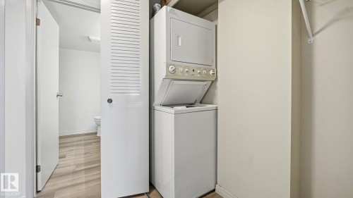 406 12121 Jasper Avenue, Edmonton, AB - Indoor Photo Showing Laundry Room