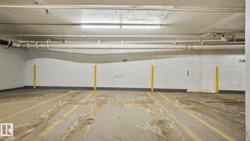 406 12121 Jasper Avenue, Edmonton, AB - Indoor Photo Showing Garage