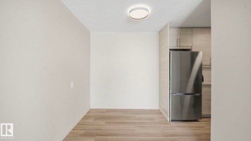 406 12121 Jasper Avenue, Edmonton, AB - Indoor Photo Showing Other Room