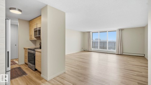 406 12121 Jasper Avenue, Edmonton, AB - Indoor Photo Showing Other Room
