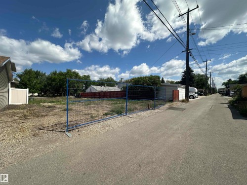 8527 77 Avenue, Edmonton, AB 