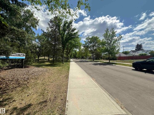 8527 77 Avenue, Edmonton, AB 