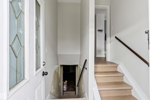 View of stairway - 4615 49 Avenue, Redwater, AB - Indoor Photo Showing Other Room