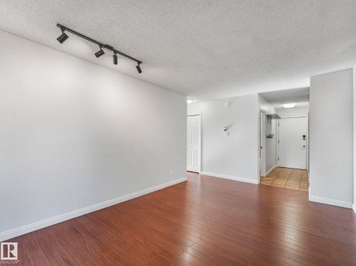 319 2323 119 Street, Edmonton, AB - Indoor Photo Showing Other Room