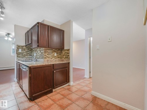 319 2323 119 Street, Edmonton, AB - Indoor