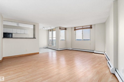 1401 12141 Jasper Avenue, Edmonton, AB - Indoor Photo Showing Other Room