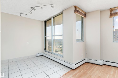 1401 12141 Jasper Avenue, Edmonton, AB - Indoor Photo Showing Other Room