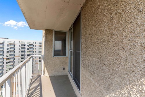 1401 12141 Jasper Avenue, Edmonton, AB - Outdoor