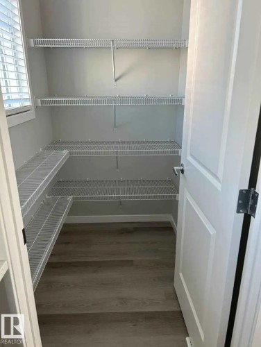 54 320 Secord Boulevard, Edmonton, AB - Indoor With Storage