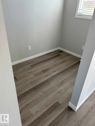 54 320 Secord Boulevard, Edmonton, AB - Indoor Photo Showing Other Room