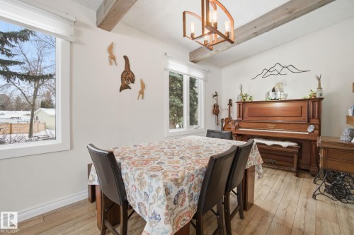 38 Laydon Drive, St. Albert, AB - Indoor Photo Showing Dining Room