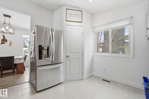 38 Laydon Drive, St. Albert, AB - Indoor