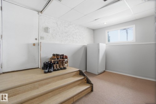 38 Laydon Drive, St. Albert, AB - Indoor Photo Showing Other Room