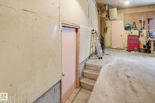 38 Laydon Drive, St. Albert, AB - Indoor