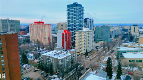 108 8619 111 Street, Edmonton, AB - Outdoor
