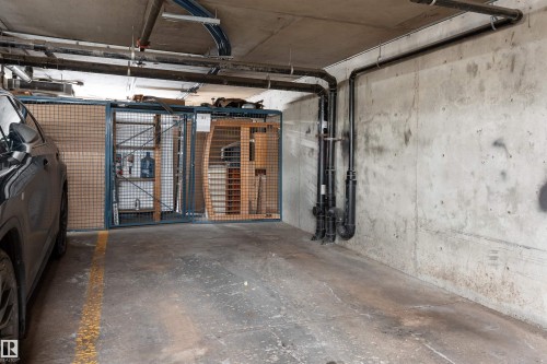 108 8619 111 Street, Edmonton, AB - Indoor Photo Showing Garage