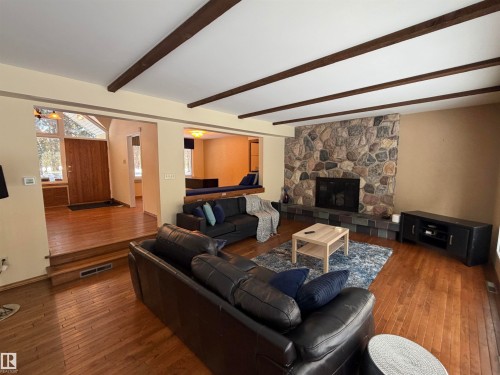 14 Wedgewood Crescent Nw, Edmonton, AB - Indoor Photo Showing Living Room With Fireplace