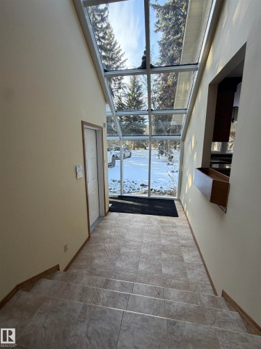 14 Wedgewood Crescent Nw, Edmonton, AB - Indoor Photo Showing Other Room