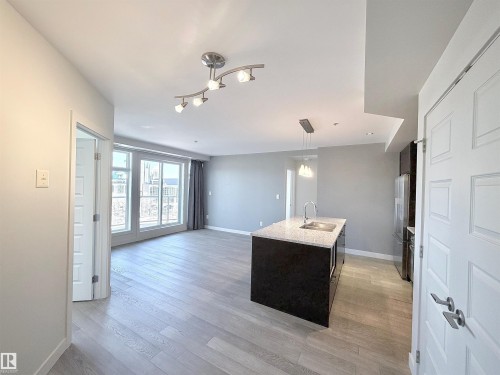 501 10388 105 Street, Edmonton, AB - Indoor Photo Showing Kitchen With Upgraded Kitchen