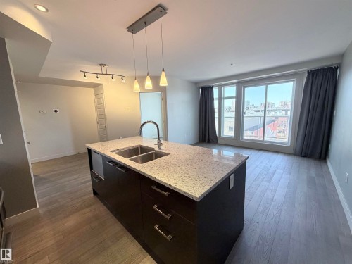 501 10388 105 Street, Edmonton, AB - Indoor Photo Showing Other Room