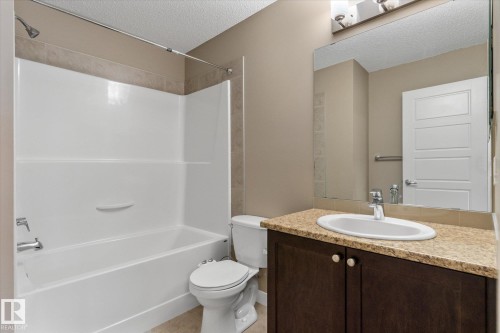 72 12815 Cumberland Road, Edmonton, AB - Indoor Photo Showing Bathroom