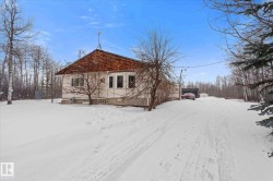 61 54228 RGE ROAD 12  Rural Lac Ste. Anne County, AB T0E 1V2