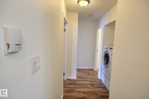 11 1503 Mill Woods Road E, Edmonton, AB - Indoor Photo Showing Laundry Room