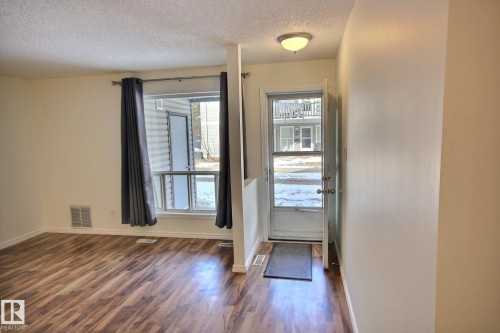 11 1503 Mill Woods Road E, Edmonton, AB - Indoor Photo Showing Other Room