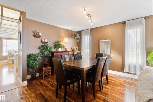5406 45 St, Tofield, AB - Indoor Photo Showing Dining Room