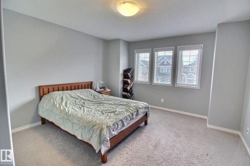 6912 22 Avenue, Edmonton, AB - Indoor Photo Showing Bedroom