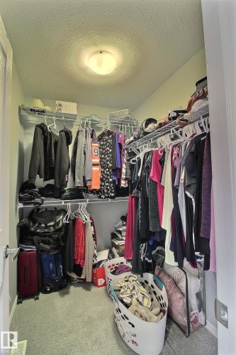 6912 22 Avenue, Edmonton, AB - Indoor With Storage