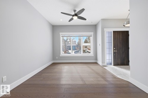 8144 78 Avenue, Edmonton, AB - Indoor Photo Showing Other Room