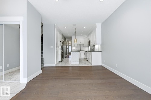 8144 78 Avenue, Edmonton, AB - Indoor