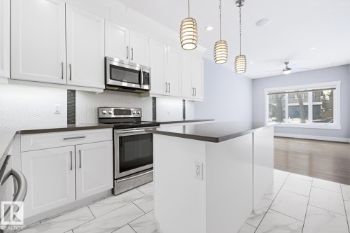 8144 78 Avenue, Edmonton, AB - Indoor Photo Showing Kitchen