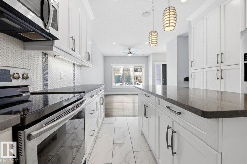 8144 78 Avenue, Edmonton, AB - Indoor Photo Showing Kitchen With Upgraded Kitchen