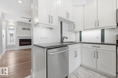 8144 78 Avenue, Edmonton, AB - Indoor Photo Showing Kitchen With Upgraded Kitchen