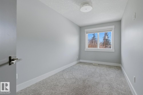 8144 78 Avenue, Edmonton, AB - Indoor Photo Showing Other Room