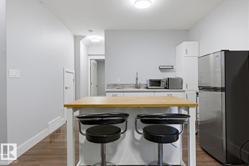 8144 78 Avenue, Edmonton, AB - Indoor Photo Showing Kitchen