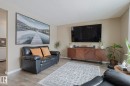 327 Kirkpatrick Crescent, Edmonton, AB  - Indoor Photo Showing Living Room 