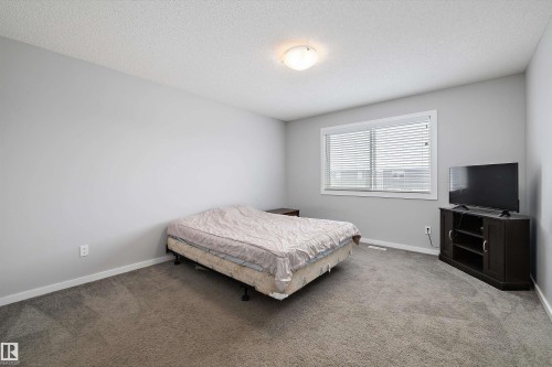 7 Stout Place, Leduc, AB - Indoor Photo Showing Bedroom