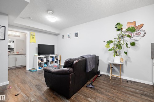 7 Stout Place, Leduc, AB - Indoor