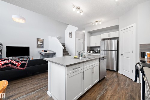 7 Stout Place, Leduc, AB - Indoor Photo Showing Kitchen With Double Sink